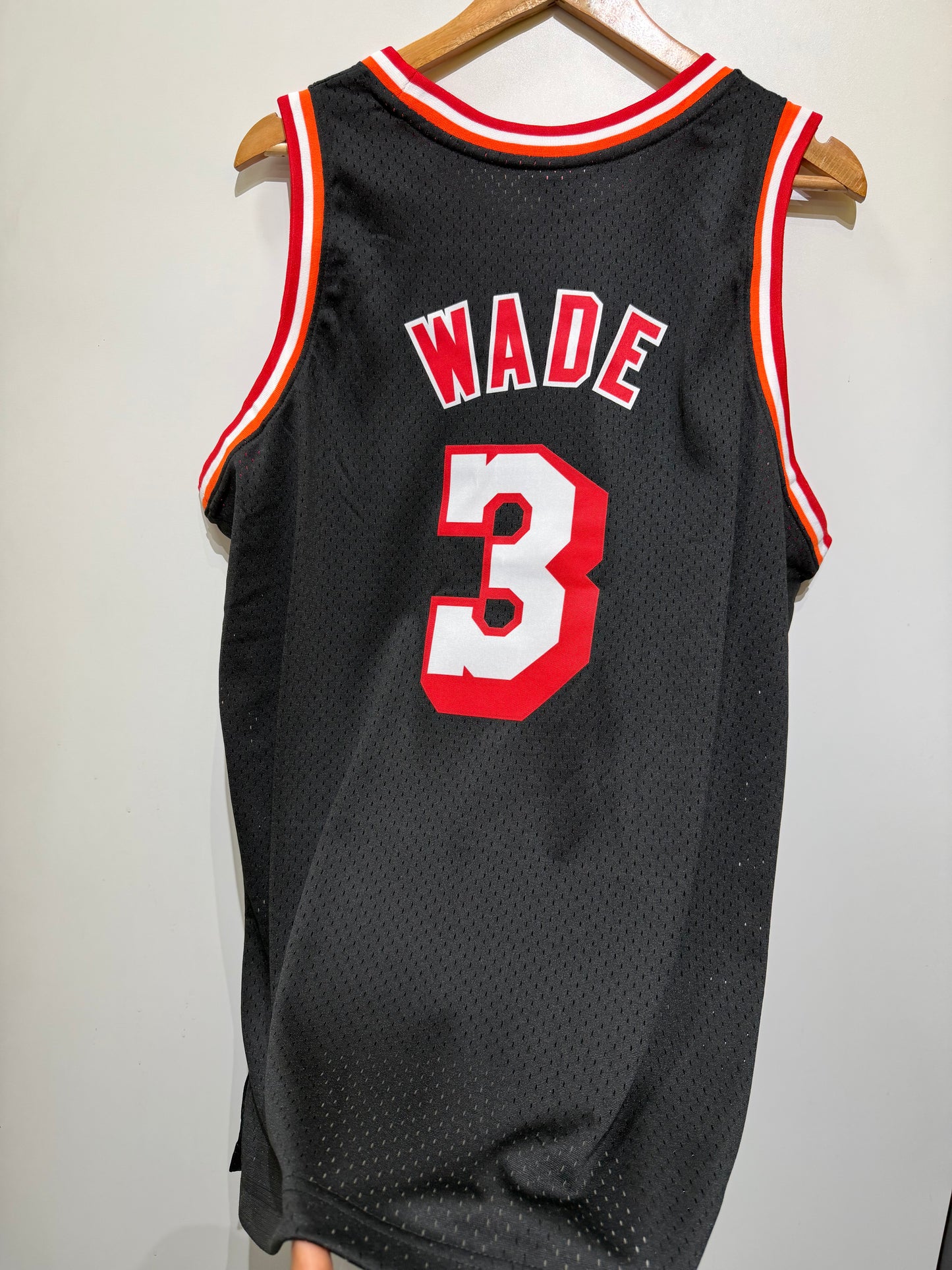 Regata NBA Miami Heat #3 Dwyane WADE 2013/2014 - Mitchell & Ness