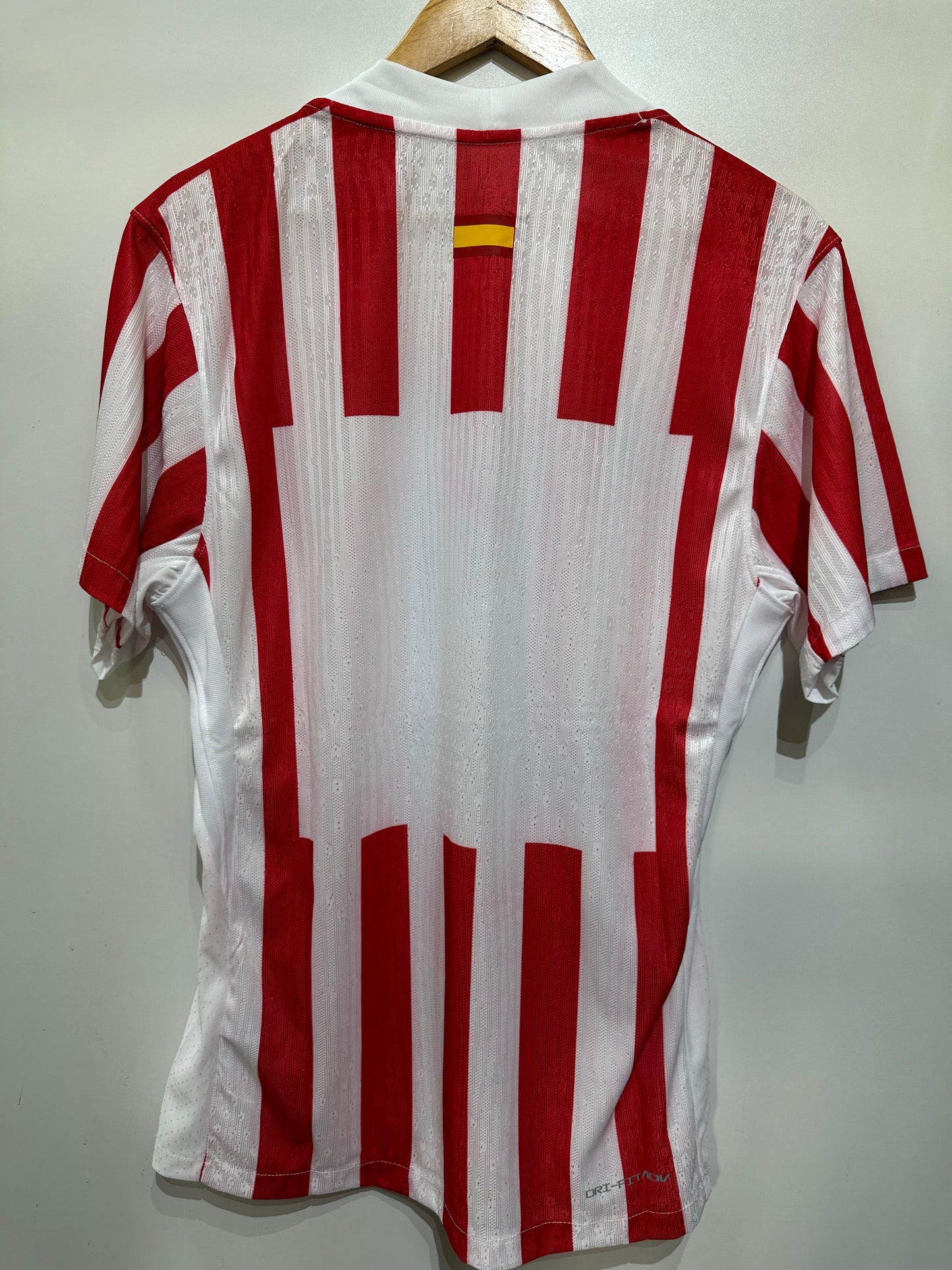 CAMISA ATLÉTICO DE MADRID VERSÃO JOGADOR 25/26