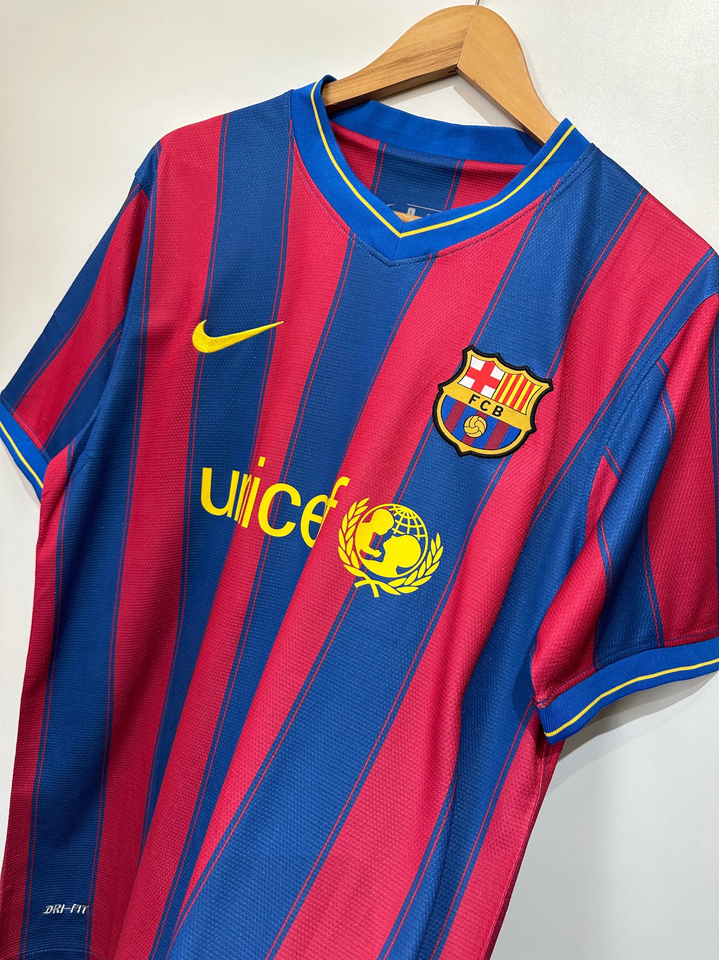 Camisa do Barcelona retrô 2009/10