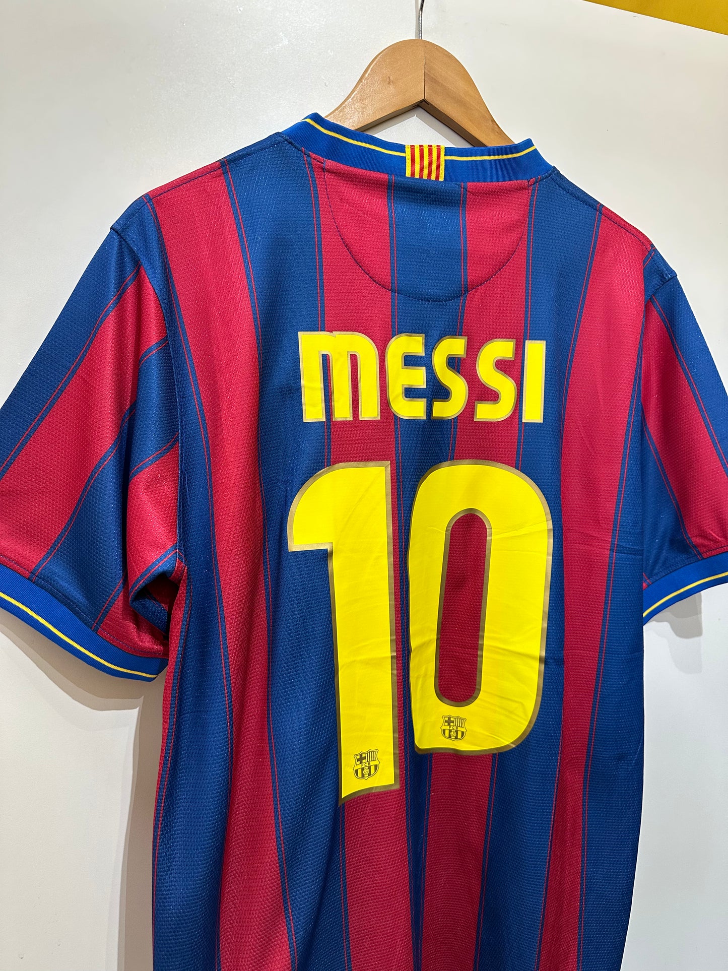 Camisa do Barcelona retrô 2009/10