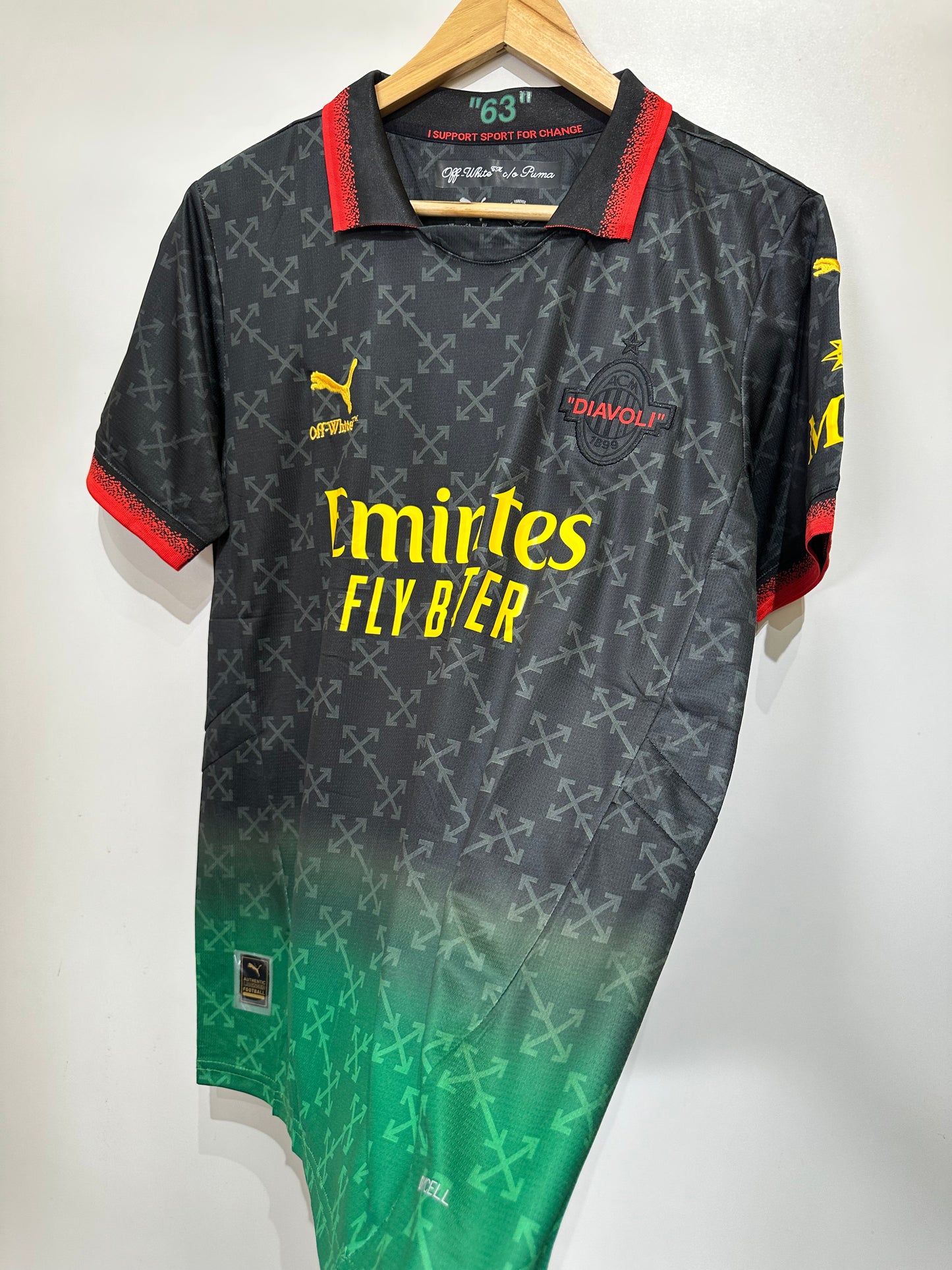 Camisa do Milan x Off White