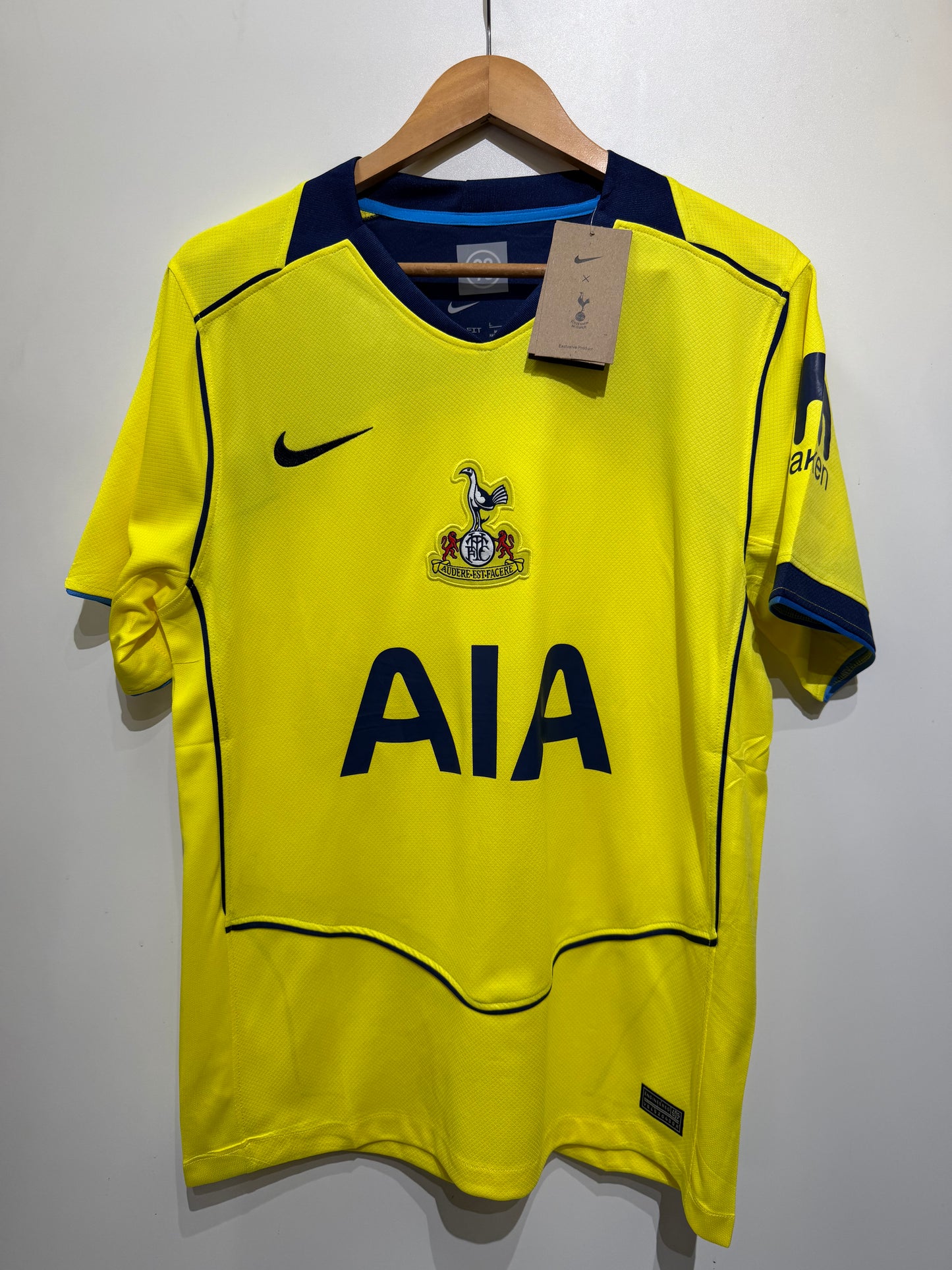 Camisa do Tottenham III total 90 25/26