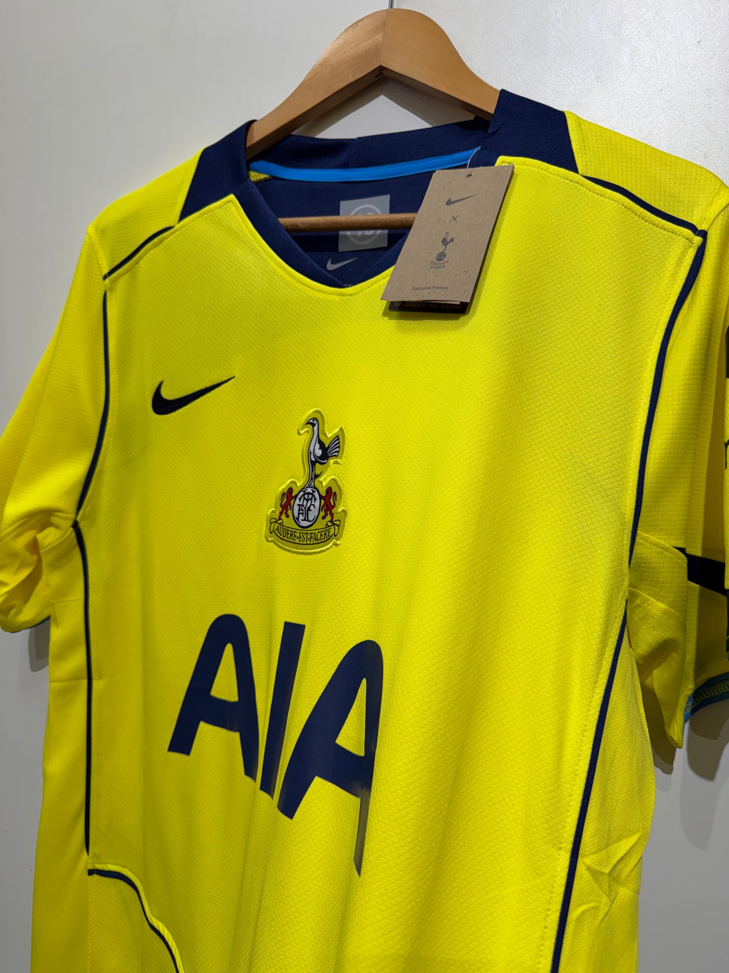 Camisa do Tottenham III total 90 25/26