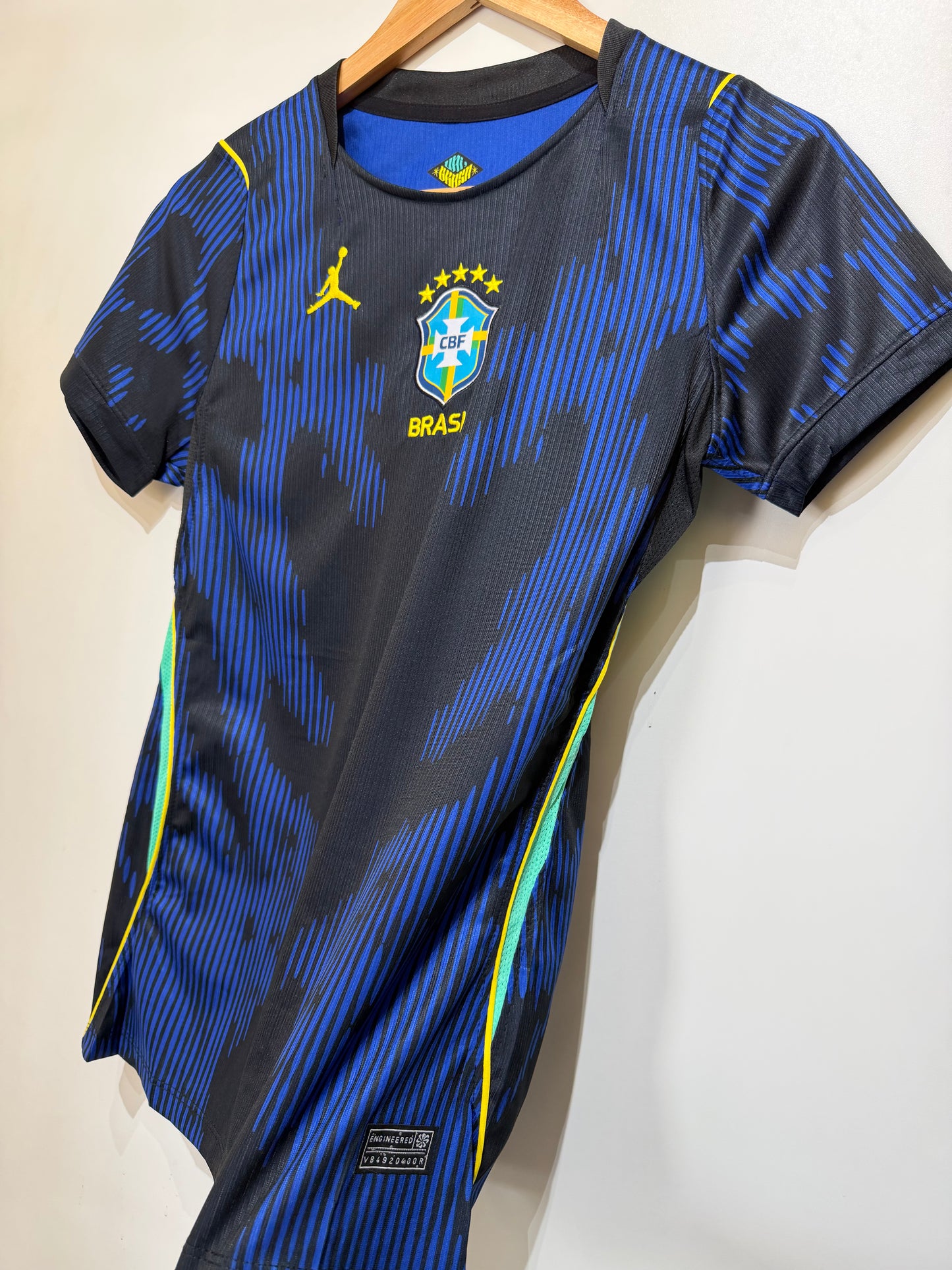 Camisa Brasil Jordan II 2026/27 Torcedora Pro Feminina - Azul