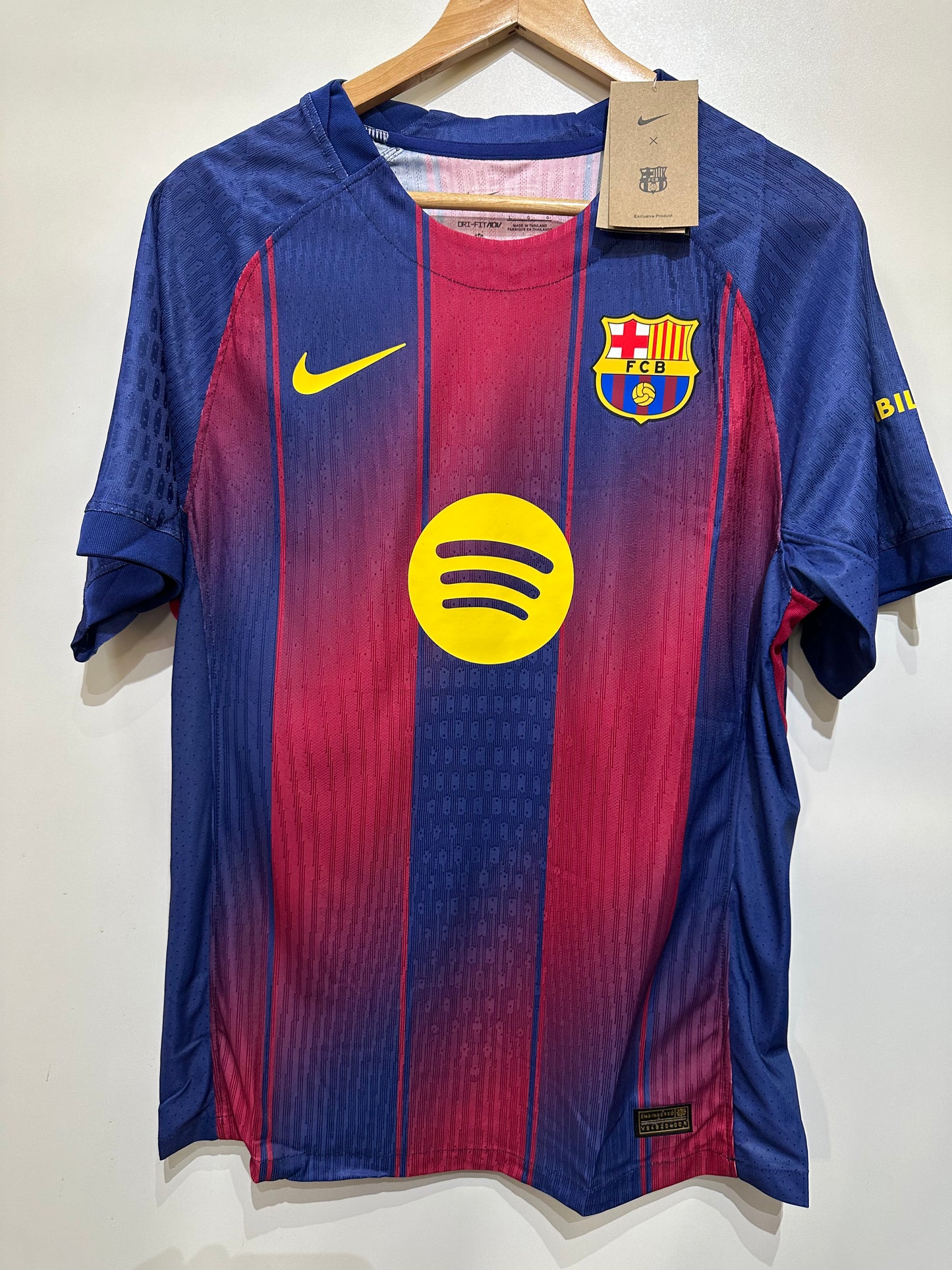 CAMISA BARCELONA VERSÃO JOGADOR 25/26
