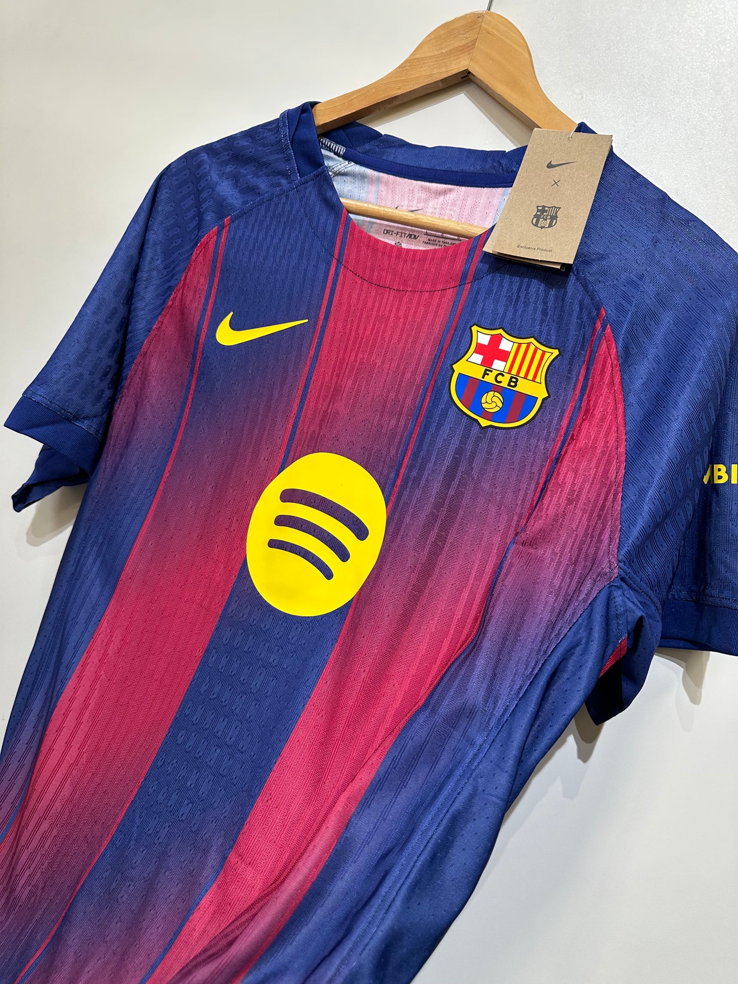 CAMISA BARCELONA VERSÃO JOGADOR 25/26