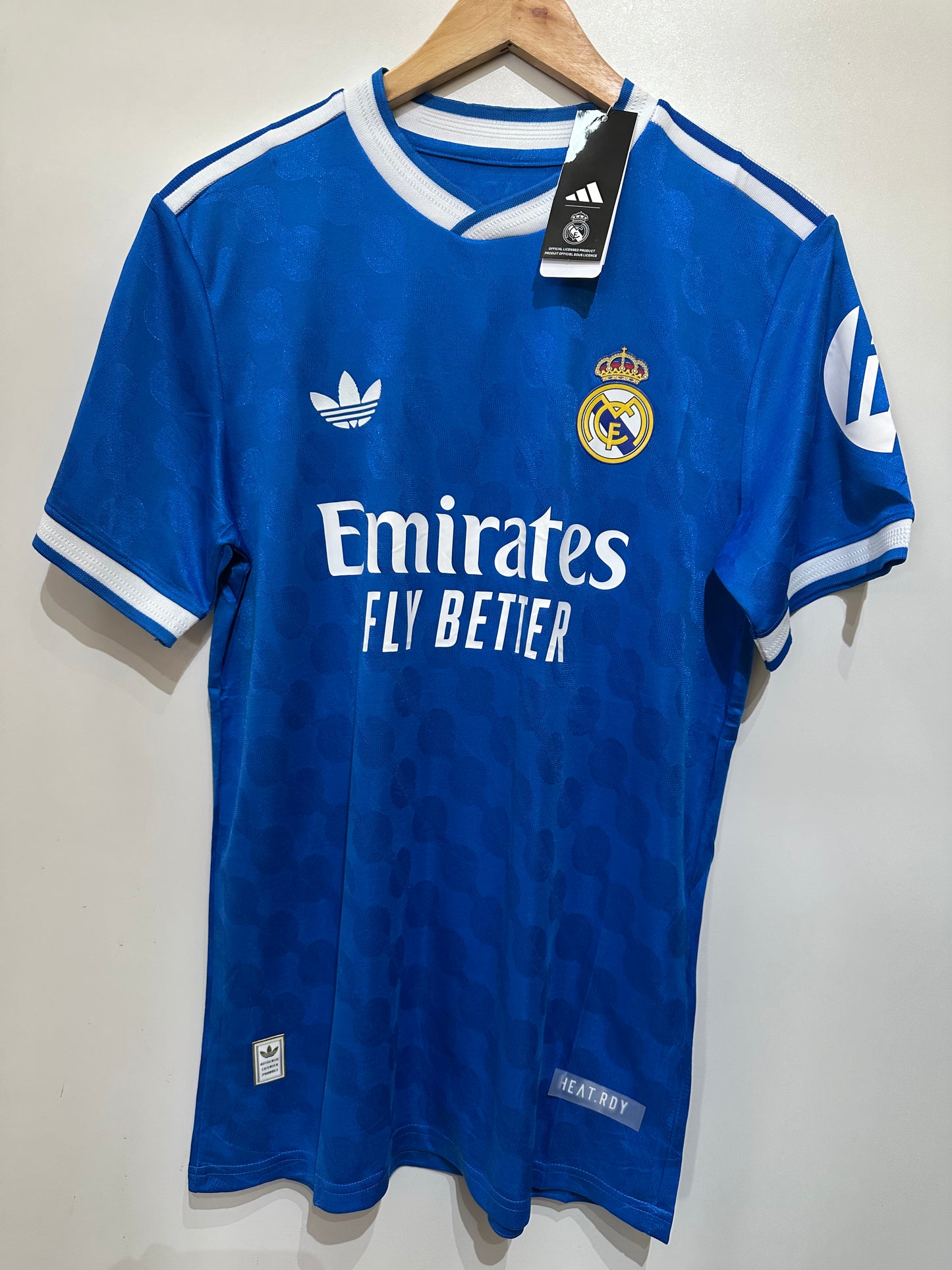 CAMISA DO REAL MADRID III VERSÃO JOGADOR 2025/26