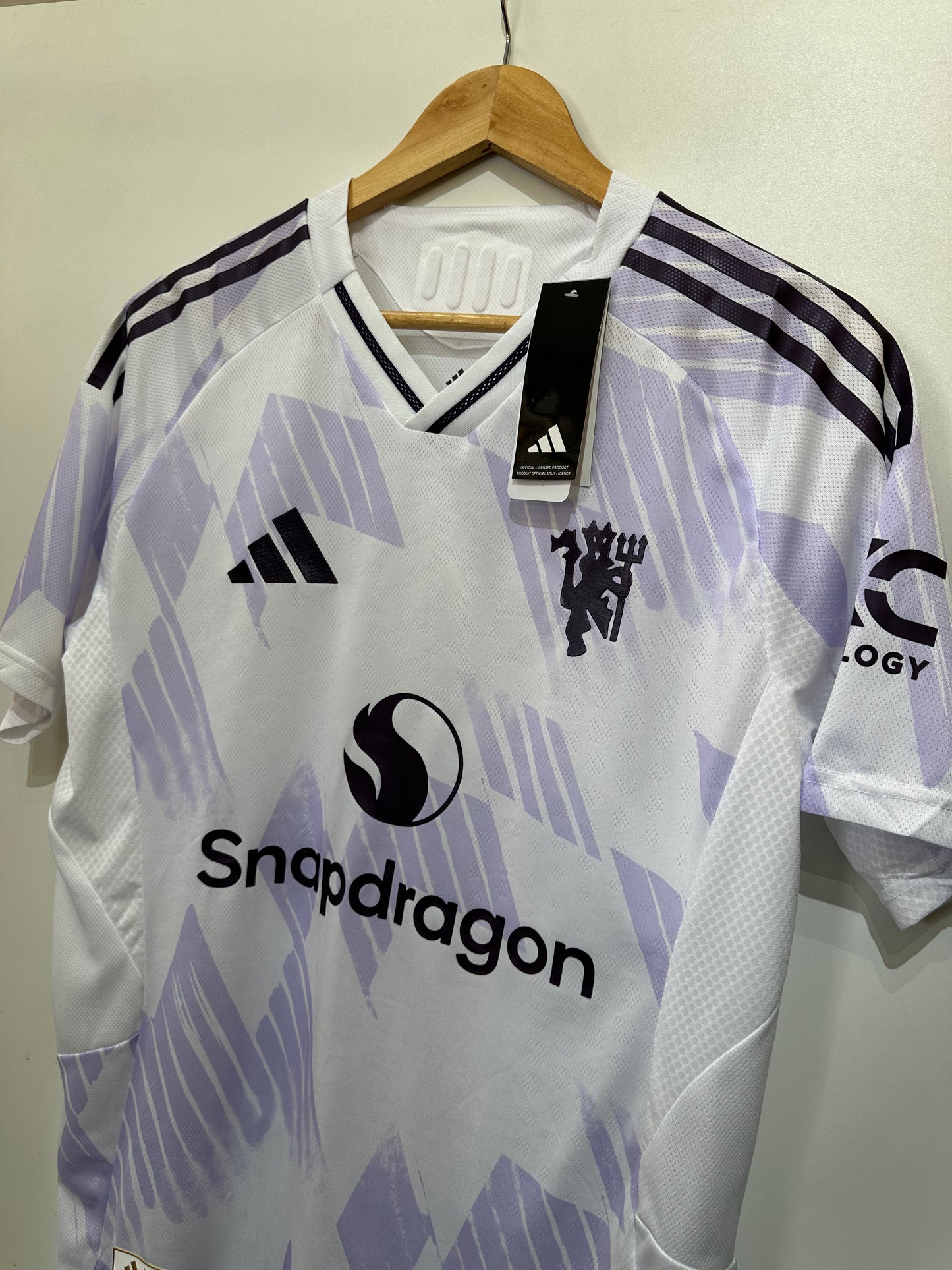 CAMISA DO MANCHESTER UNITED II VERSÃO JOGADOR 2025/26