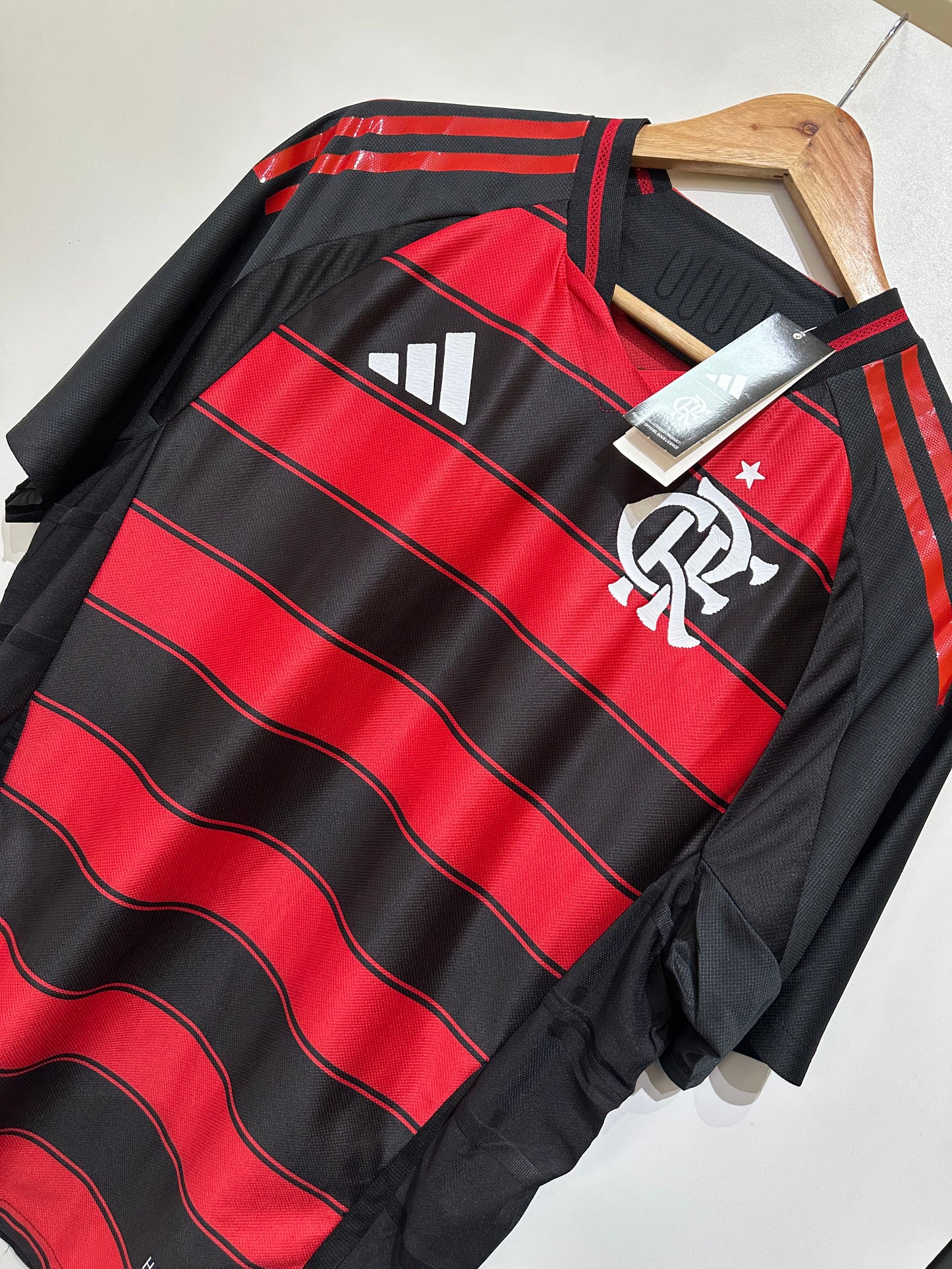 CAMISA DO FLAMENGO VERSÃO JOGADOR 25/26