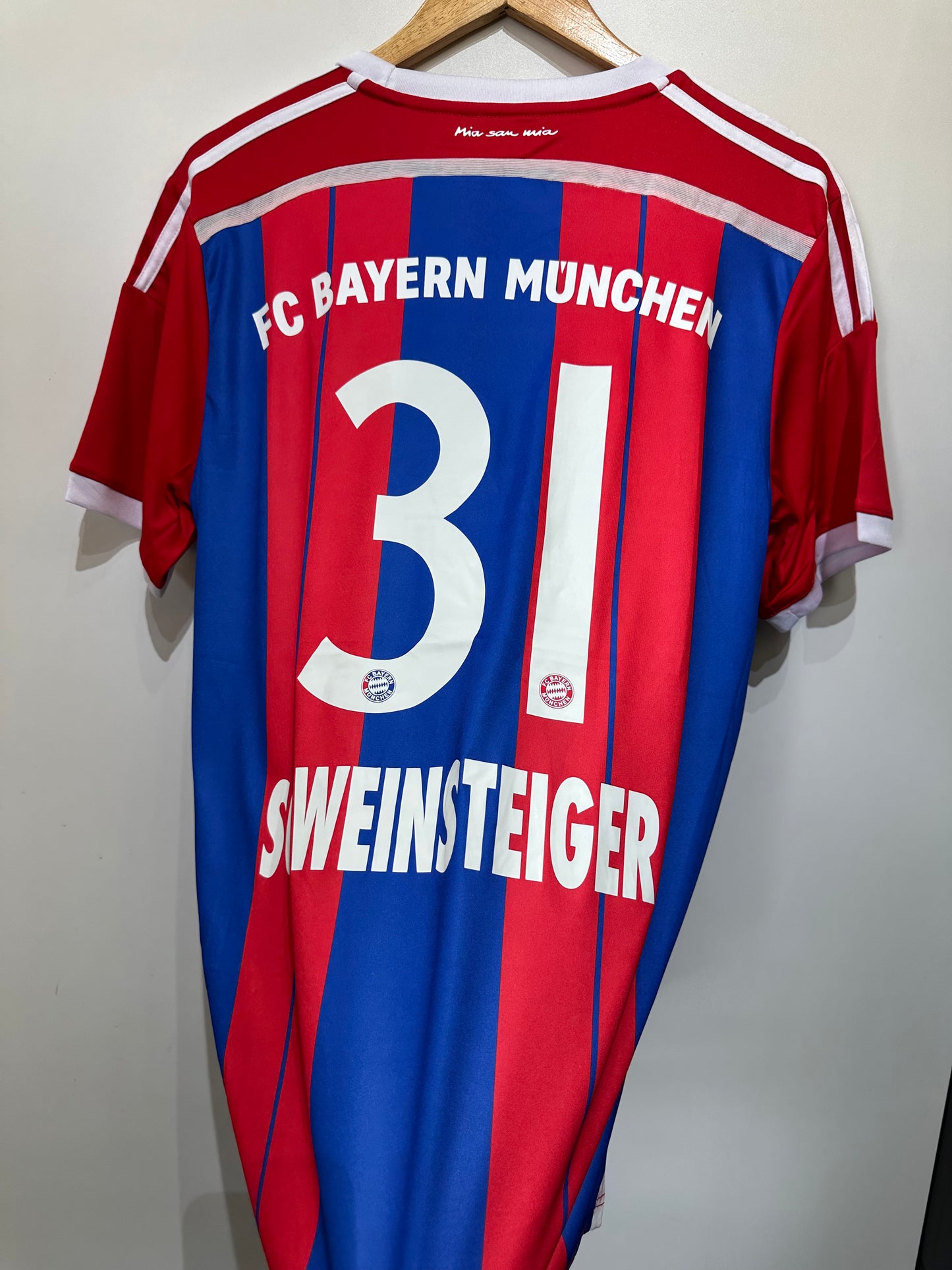 Camisa Retrô Bayern de Munique Home I 14/15