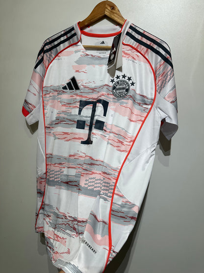CAMISA DO BAYERN MUNIQUE 2025/26